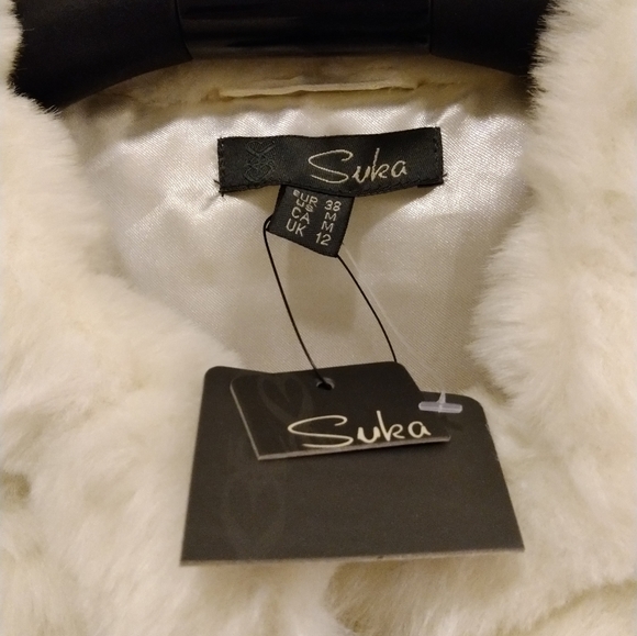 New Suka fun fur vest - NWOT - Picture 3 of 8